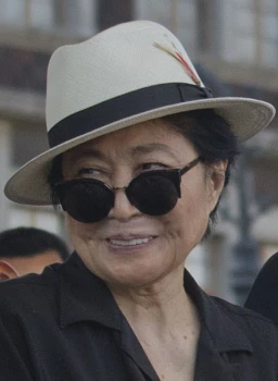 Yoko Ono